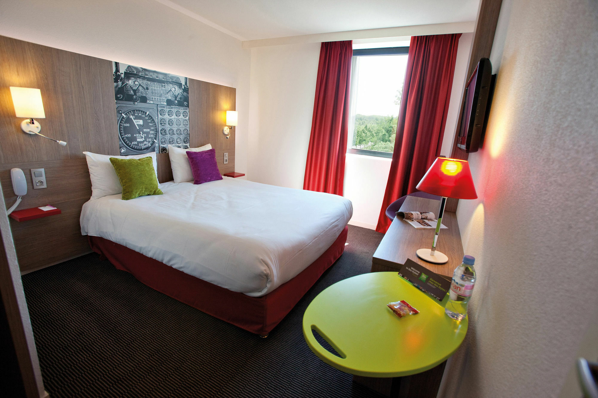 Ibis Styles Toulouse Cite Espace Exterior photo